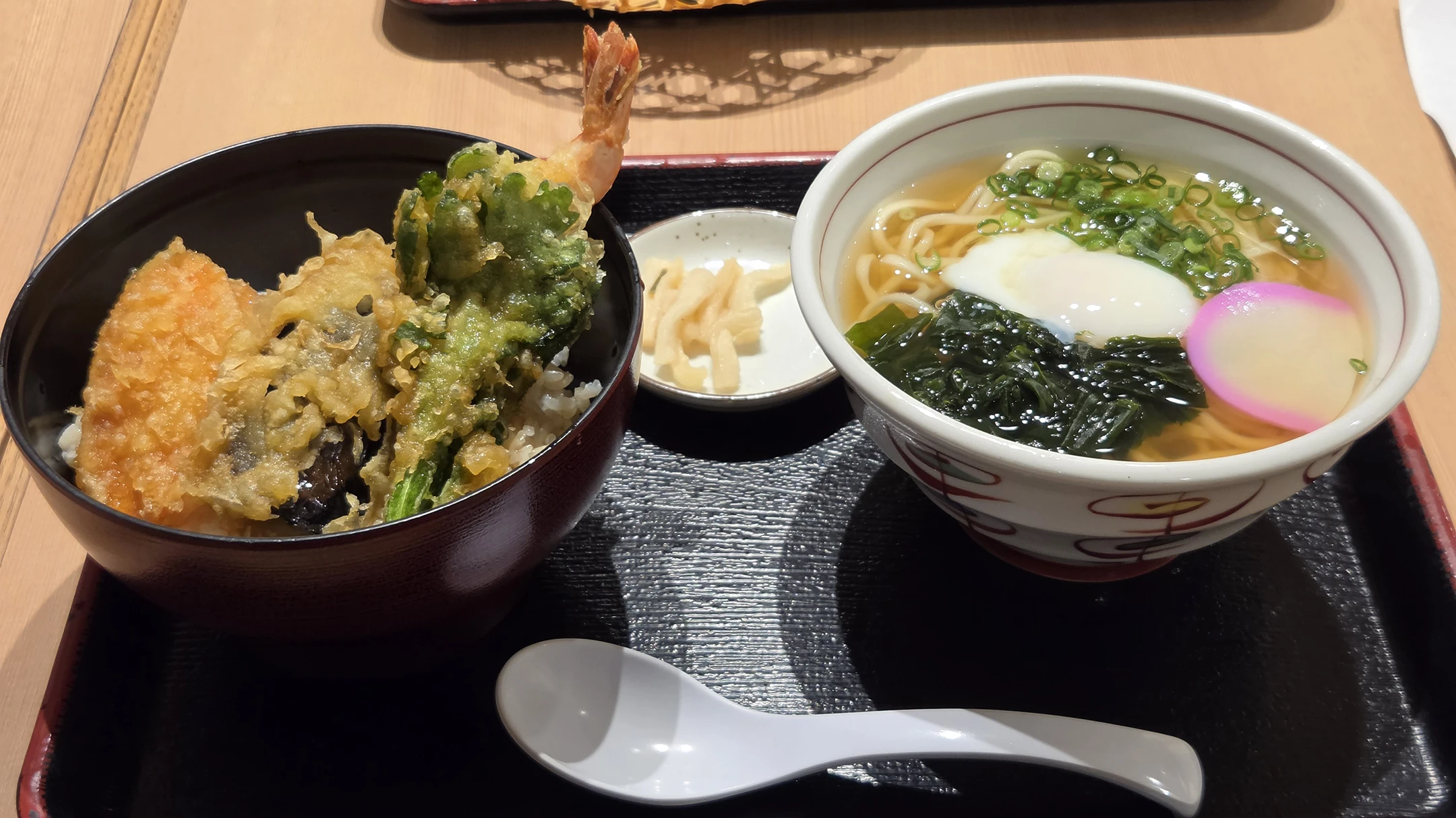 天丼セット + 温泉卵