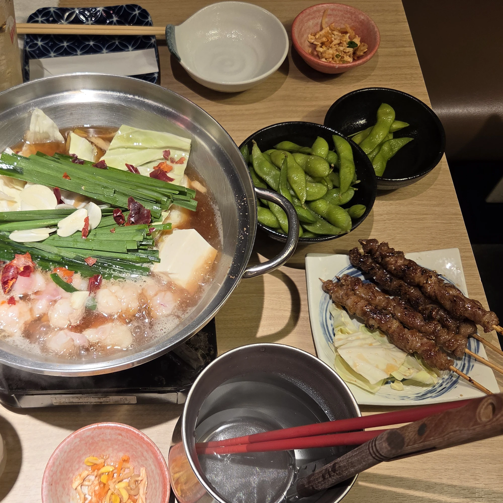 とり酒場 博多華善的雞皮串（博多とり皮 巻き巻き串）